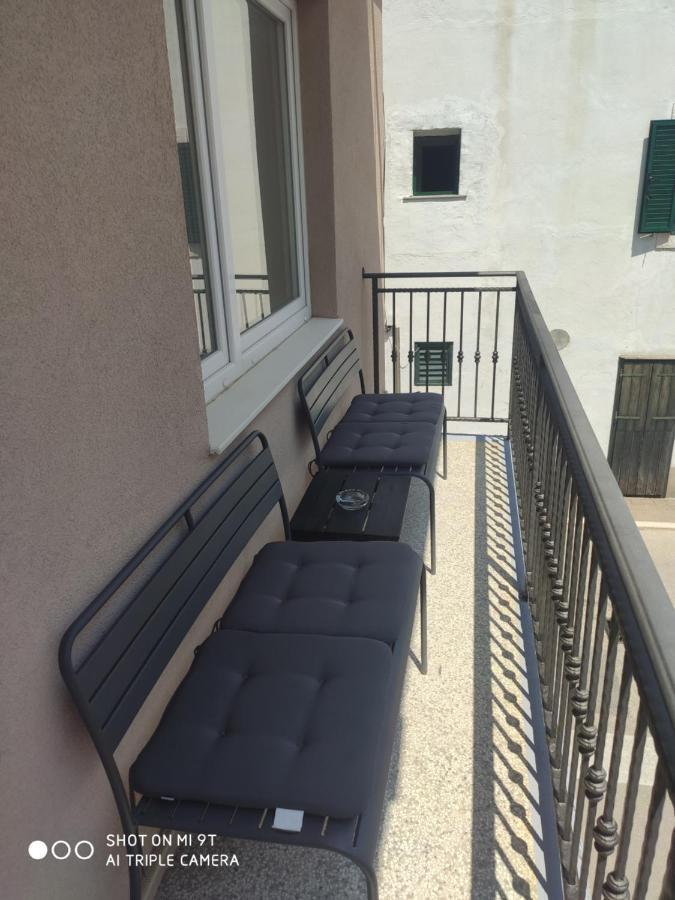 Apartment Sandra Vodice Exterior photo